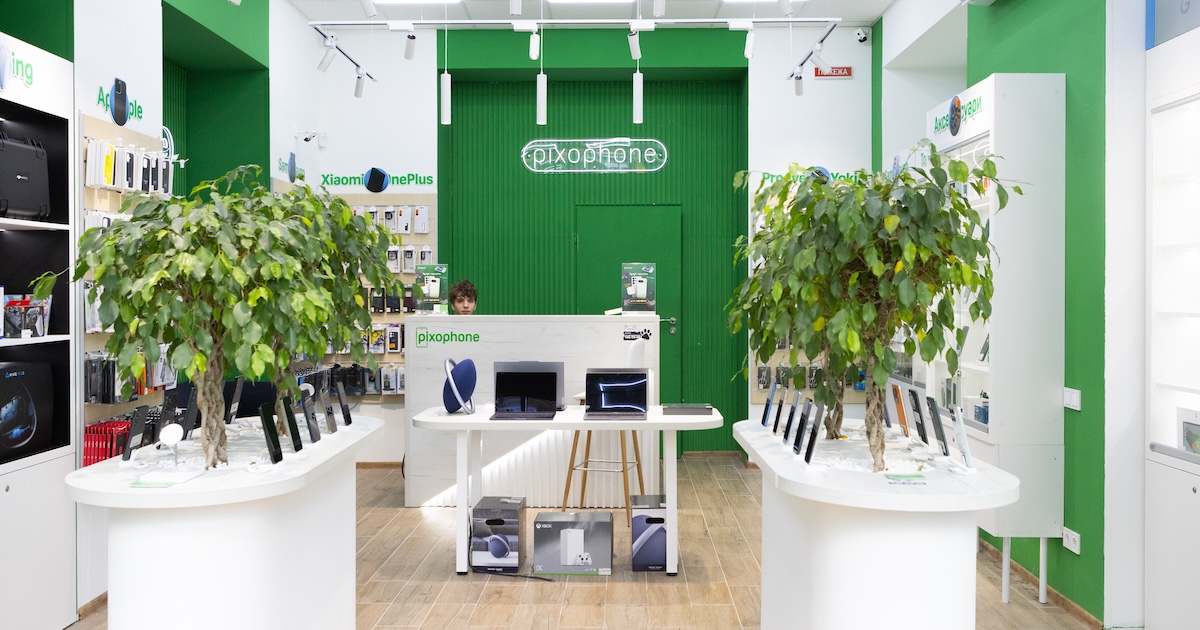 Мережа PixoPhone відкрила перший магазин у Києві