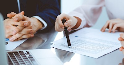 Публічна оферта для affiliate-проєктів у ритейлі: як зафіксувати зобов’язання та акцепт без спорів