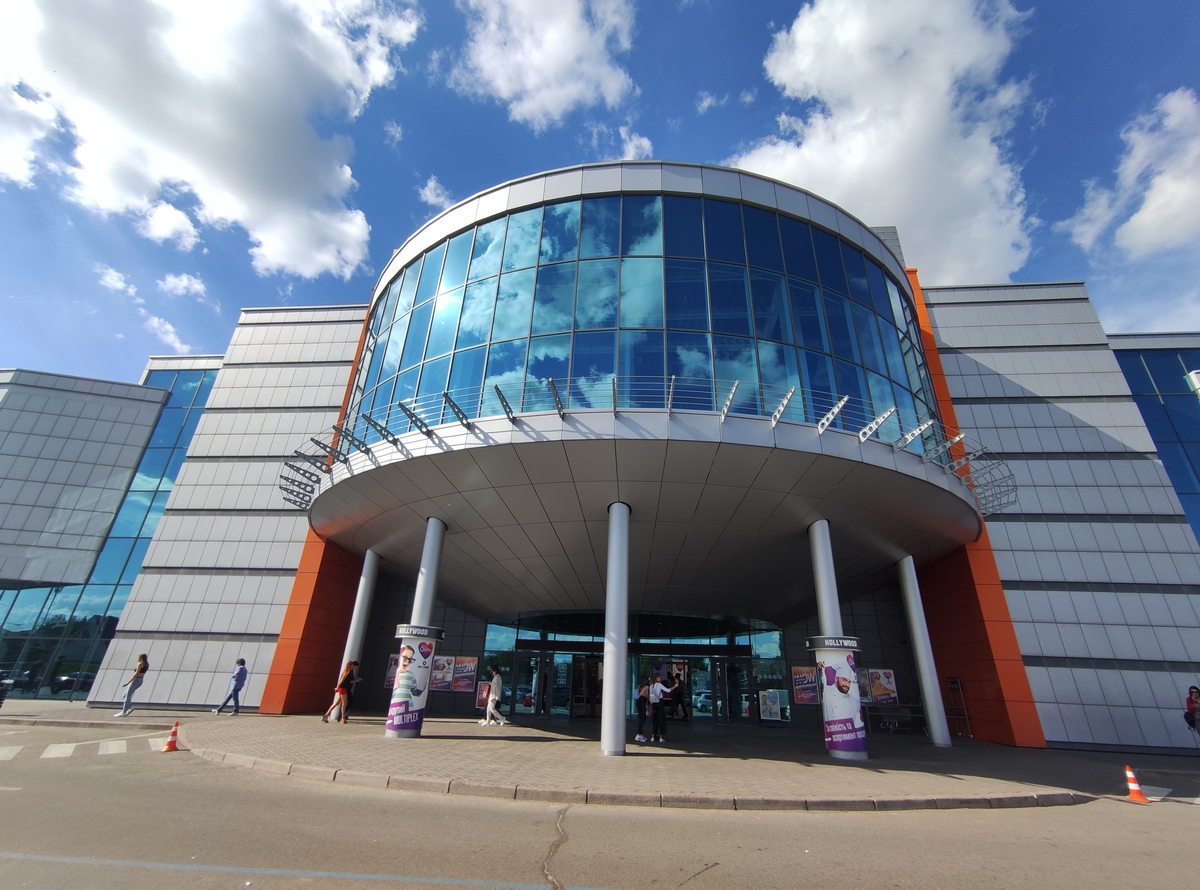 ТРЦ Hollywood 2025-26: екосистема стійкості та стратегія лідерства в регіоні