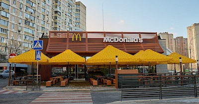 McDonald`s відкрив новий заклад на лівому березі Дніпра у Києві (+фото)
