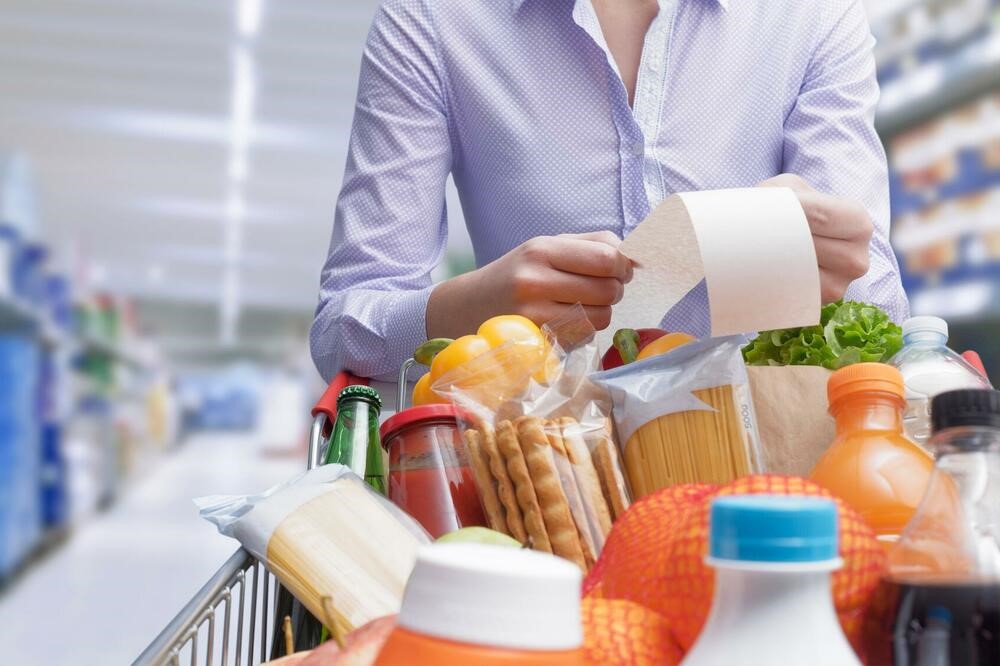 Що входить в споживчий кошик українця: реальний стан та соціальні виклики