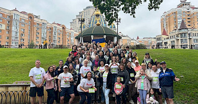 Понад 10 років сталої підтримки від Auchan Україна для «Пробігу під каштанами» та півмільйона гривень благодійних внесків