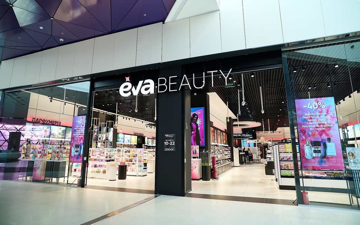 Eva Beauty вперше офіційно представила в офлайн-магазині в Україні бренд косметики Kérastase