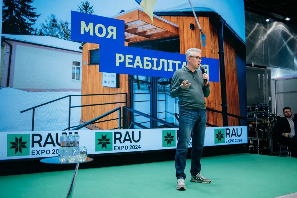 Антон Тютюн, Ощадбанк: Люди с инвалидностью хотят такое же обслуживание, как у всех