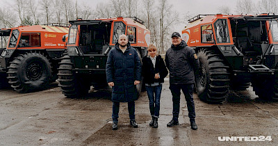 Порятунок цивільних та військових: завдяки проекту WOG та UNITED24 підрозділи ДСНС отримали ще три рятувальні всюдиходи зимової комплектації