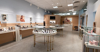 Ювелирный дом SOVA открыл бутик в киевском ТРЦ River Mall