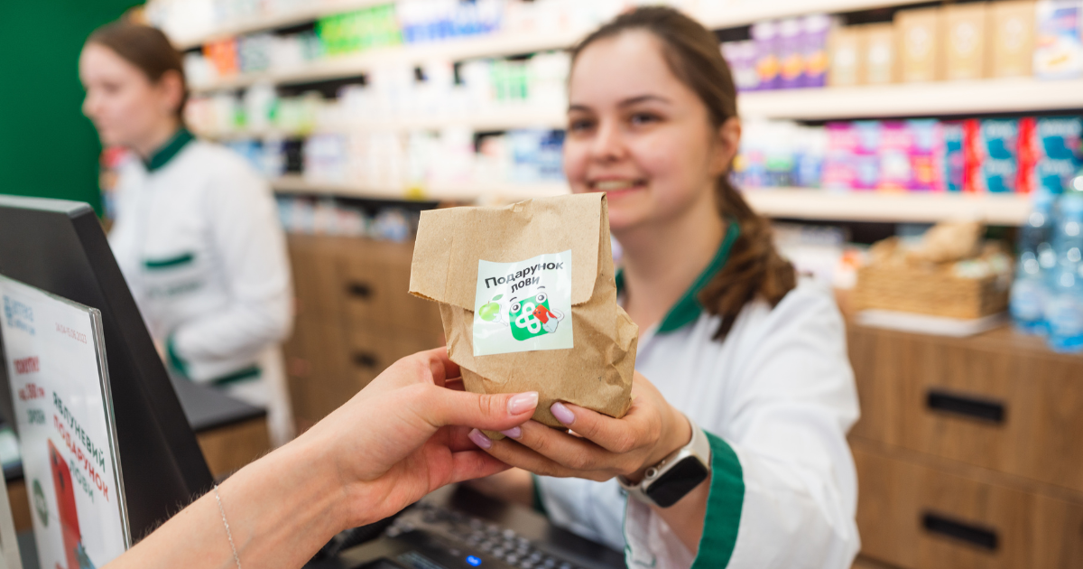 Яблочный перформанс 1 июня в Аптеке Доброго Дня