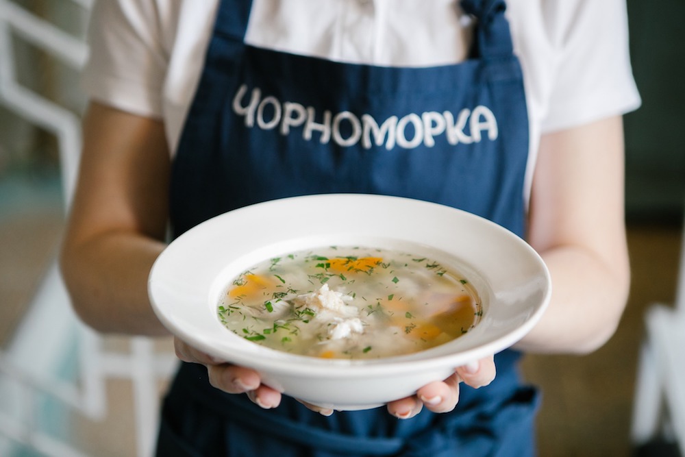 Рибне місце. Засновниця мережі ресторанів Чорноморка у перші ж місяці війни ринулася підкорювати Європу