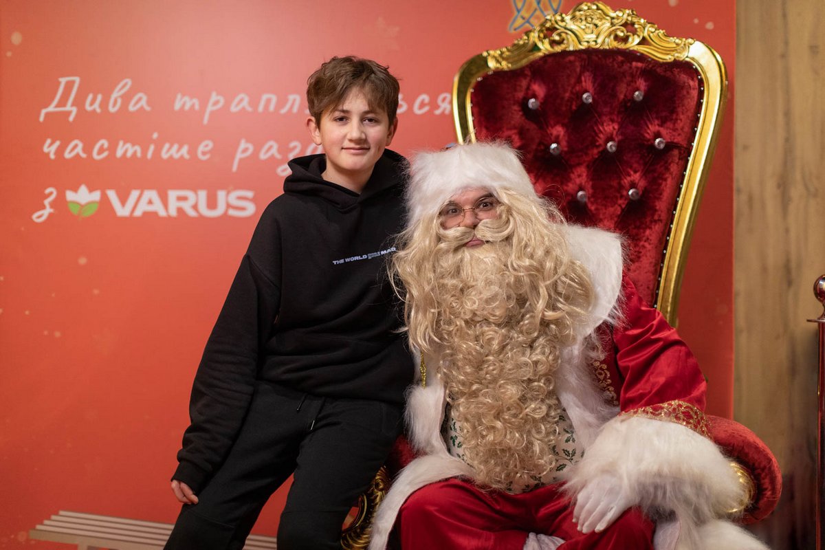 САНТАVARUS завітав в супермаркети Києва та Дніпра