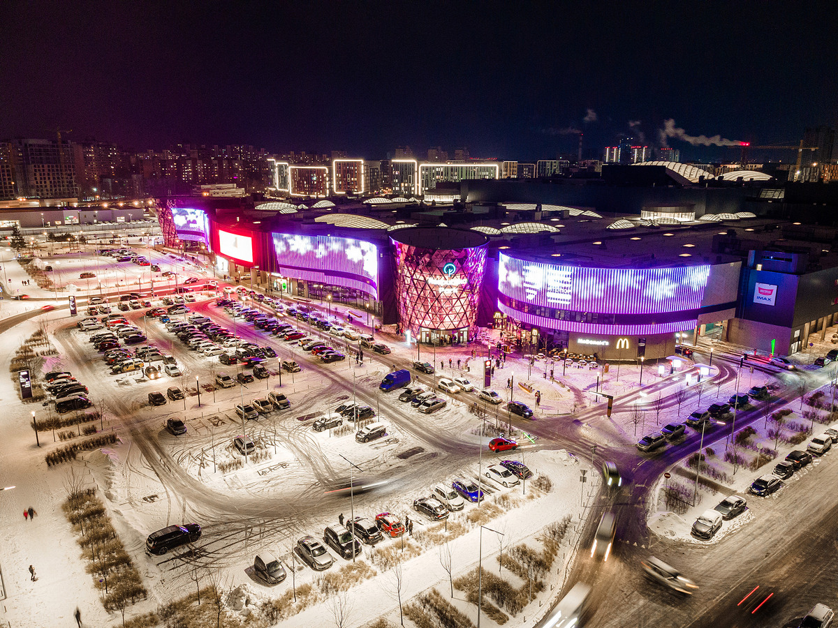 Київський ТРЦ Respublika Park забезпечений потужними генераторами
