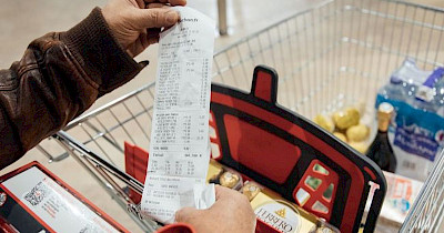 Потребительские настроения украинцев в ноябре улучшились – исследование Info Sapiens