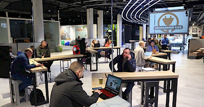 Незламний хаб: Епіцентр запускає безкоштовний коворкінг в Києві