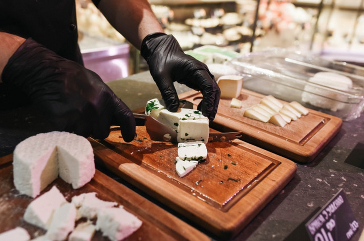 Базарні дні: Сільпо влаштує фермерські маркети у трьох містах України