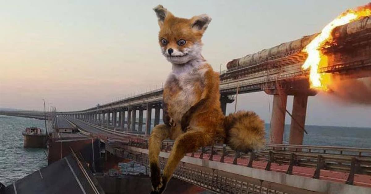 Это на юбилей: мемы о подрыве Крымского моста от украинских ритейлеров