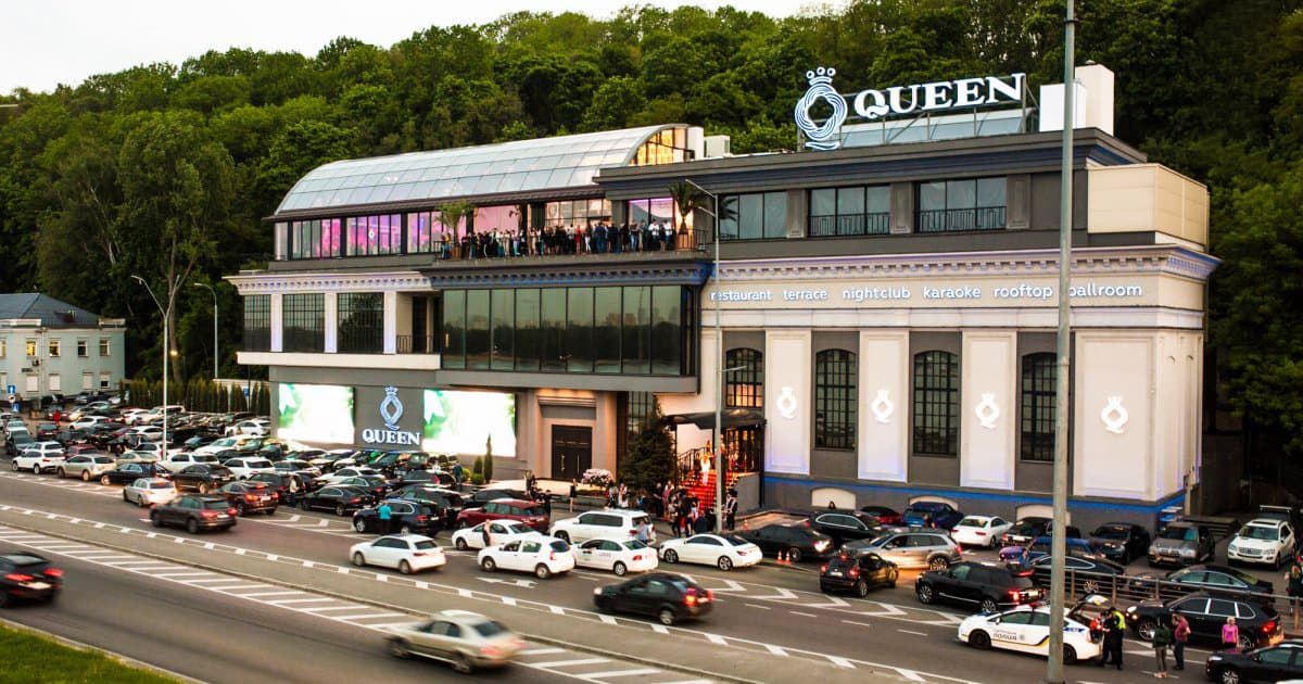 Queen и Eshak: суд арестовал часть активов российского ресторатора Александра Орлова в Украине