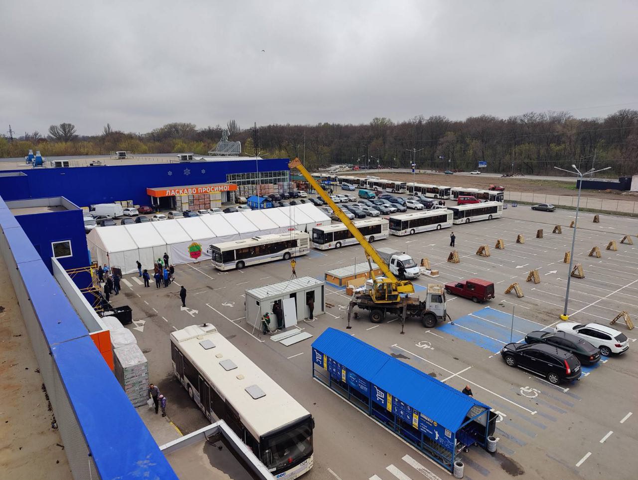 Гуманитарный штаб Киева принял более 21 000 тонн международной помощи