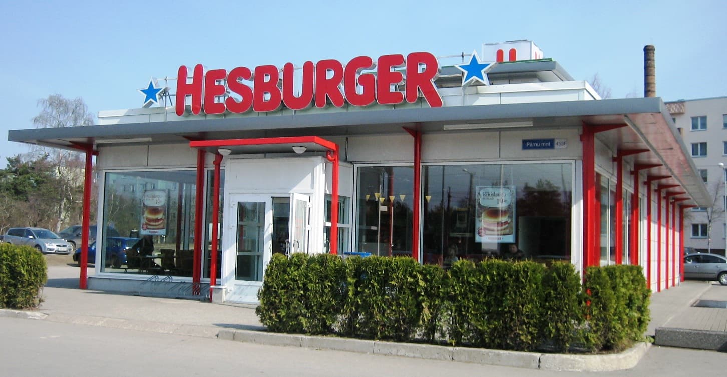 Пример для McDonald’s: сеть Hesburger возобновила работу ресторанов в Украине по просьбе команды