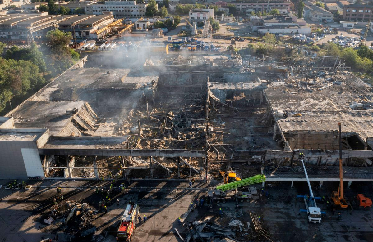 Сергей Мизин, управляющий кременчугского ТЦ Амстор: Ни один из довоенных критериев безопасности не учитывал попадания ракет по ТЦ