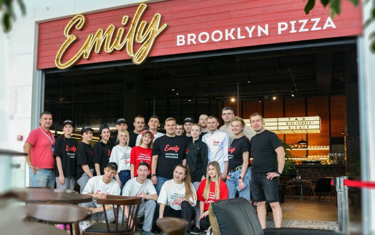 Во львовском ТРЦ Victoria Gardens во время войны открылся новый крупнейший ресторан