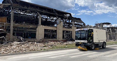 “Karcher прибирає Україну”: німецький виробник започаткував волонтерський проект