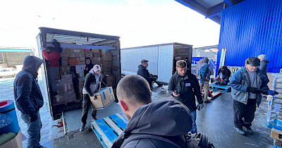 Гроші, гуманітарка і транспорт: як Епіцентр допомагає країні в умовах війни