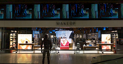 Makeup припинив доставку в росію та білорусь та прибрав товари їх виробництва