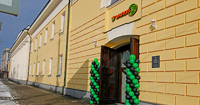 Скупиться на ходу: Varus открыл новый супермаркет формата ToGo в Днепре (фотообзор)