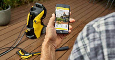 Уборка в одно касание: Karcher представляет в Украине новинку – серию “умных” мини-моек Smart Control