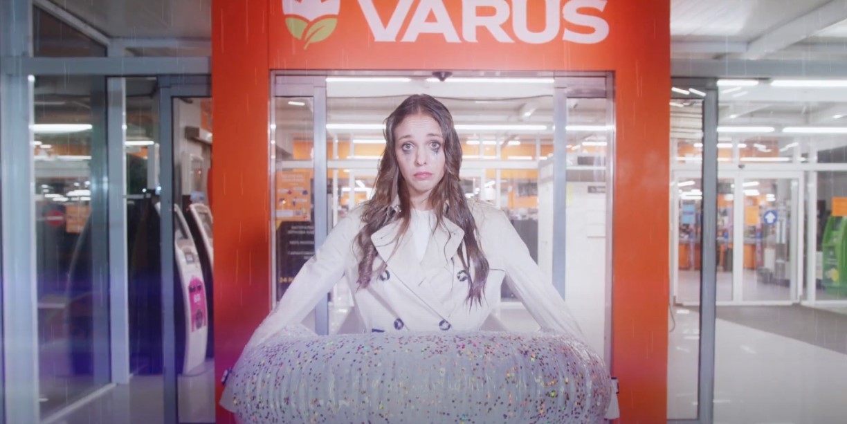 Реклама недели: Varus, Novus, Фокстрот, WOG, Samsung и новогодние праздники