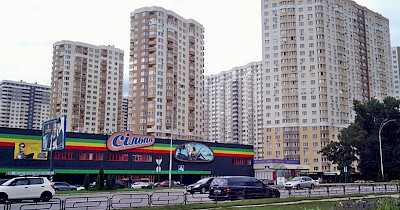 Ритейл вблизи столицы: что важно и как выбирают магазины для покупок в городах-спутниках Киева