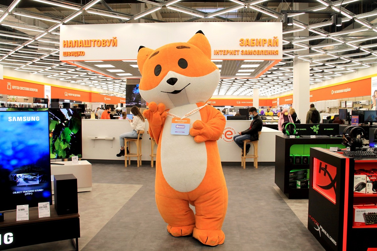 В ТРЦ Respublika Park открылся флагманский магазин Фокстрот (фотообзор)