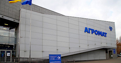 Безпечні покупки в Агромат: пункт масової вакцинації та експрес-тестування на COVID-19