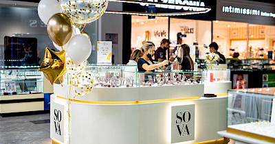 Чернівці, зустрічайте першу локацію ювелірного дому SOVA