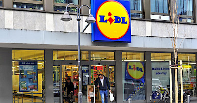 Будьте простіші й до вас потягнуться покупці: історія успіху Lidl