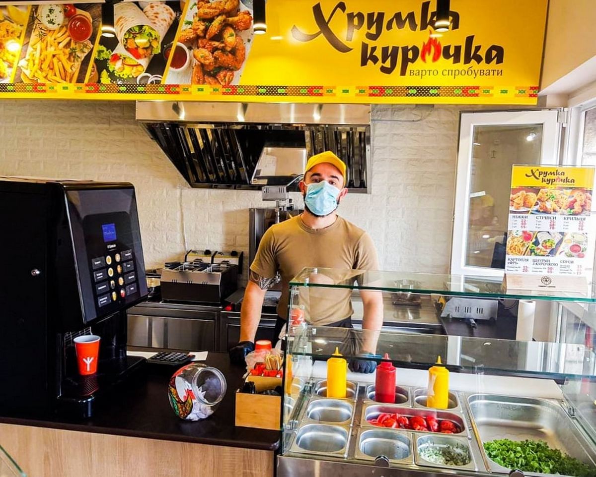 Шаурма от Сільпо: птицефабрика, принадлежащая Fozzy Group, открыла первый фаст-фуд (+фотообзор)