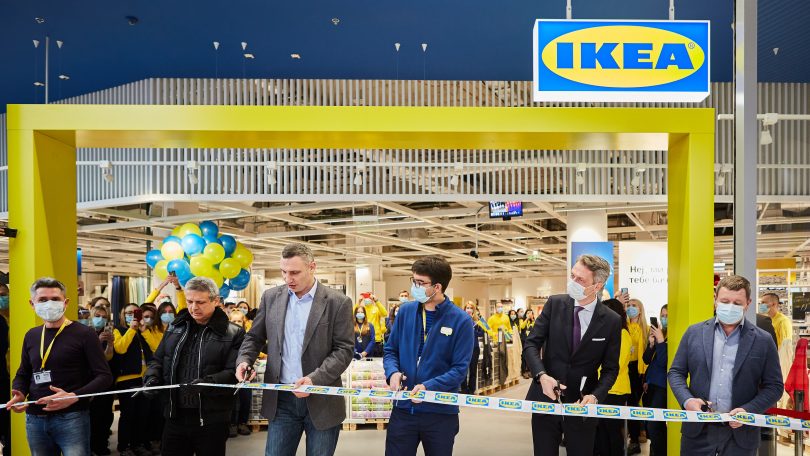 Шведы в Киеве: как выглядит первый магазин IKEA в Украине (фоторепортаж)