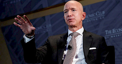 По примеру Джека Ма: самый богатый ритейлер мира Джефф Безос покидает пост CEO Amazon