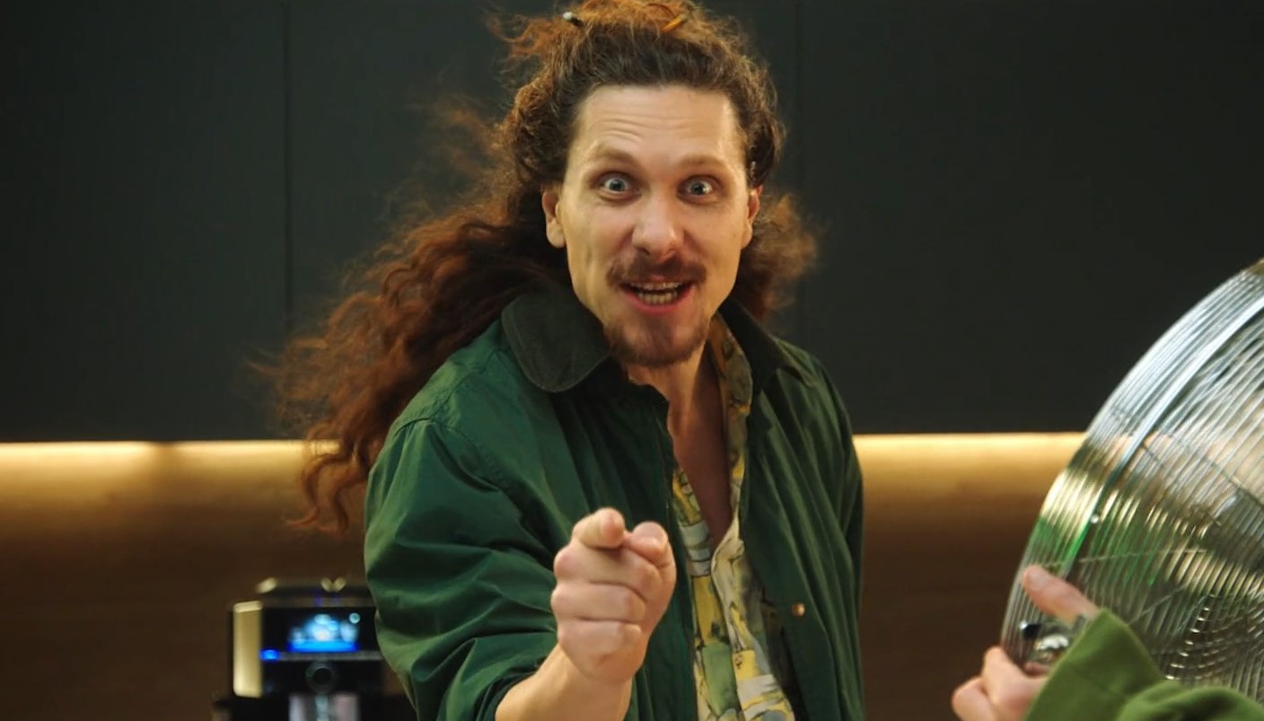 Реклама недели: Comfy, H&M, Saint Laurent, Kachorovska и Тина Кароль