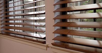 Як вибрати сонцезахисні системи для магазинів