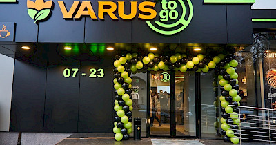 Подарок под елочку: сеть Varus открыла второй мини-маркет формата To Go (фотообзор)
