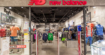 Первый в Хмельницком New Balance открылся в ТРЦ Оазис