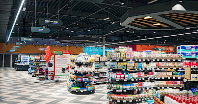 Комфортный и современный: сеть Арсен обновила свой супермаркет во Львове (+фото)