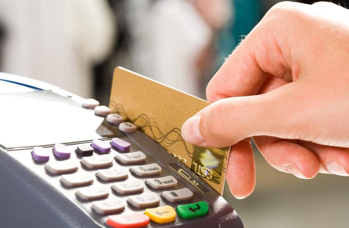 В Верховной Раде зарегистрированы законопроекты об уменьшении комиссии за услуги эквайринга