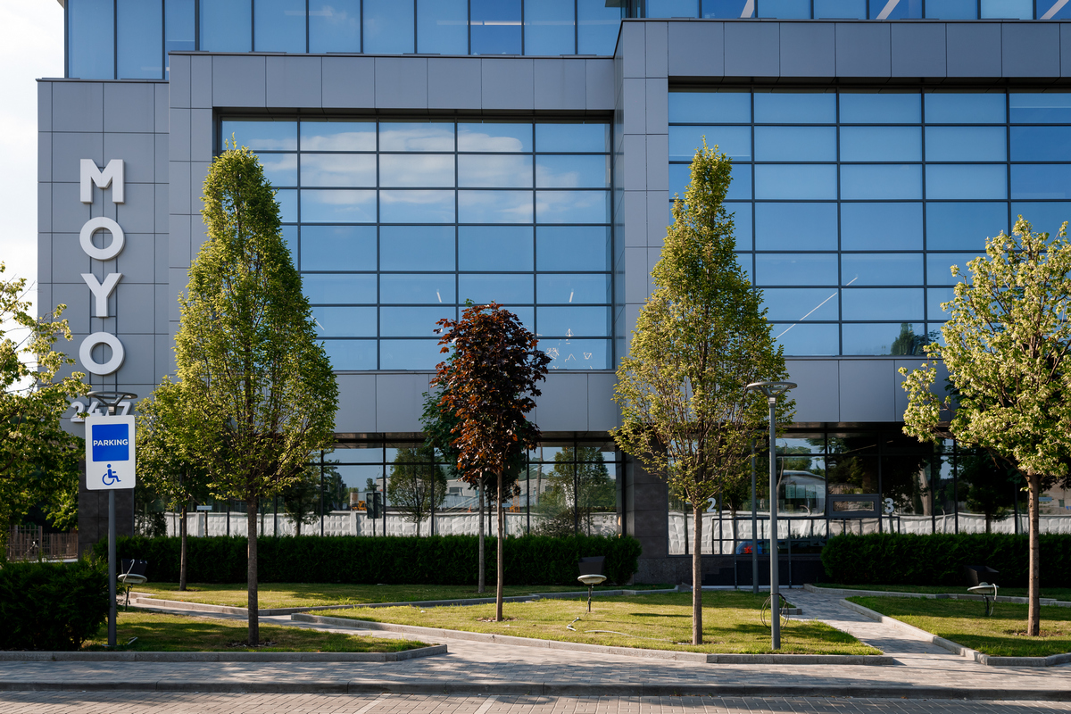 От 9000 гривен на гаджеты. В MOYO подсчитали во что обойдется подготовка к школе в последний момент