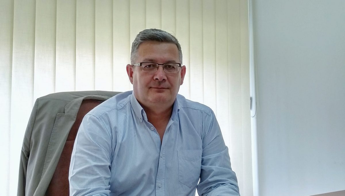 Віктор Мольченко, Наш Край: Краще десь допустити помилку, ніж упустити момент