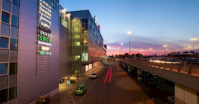 Билет на войну: киевский ТРЦ Sky Mall приобрел бывший бизнес-партнер Фирташа – СМИ