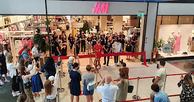 Последствия карантина: выручка H&M в Украине снизилась на 76%