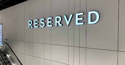 Новий рекорд: як виглядає найбільший магазин Reserved в Україні в ТРЦ Караван (фотоогляд)