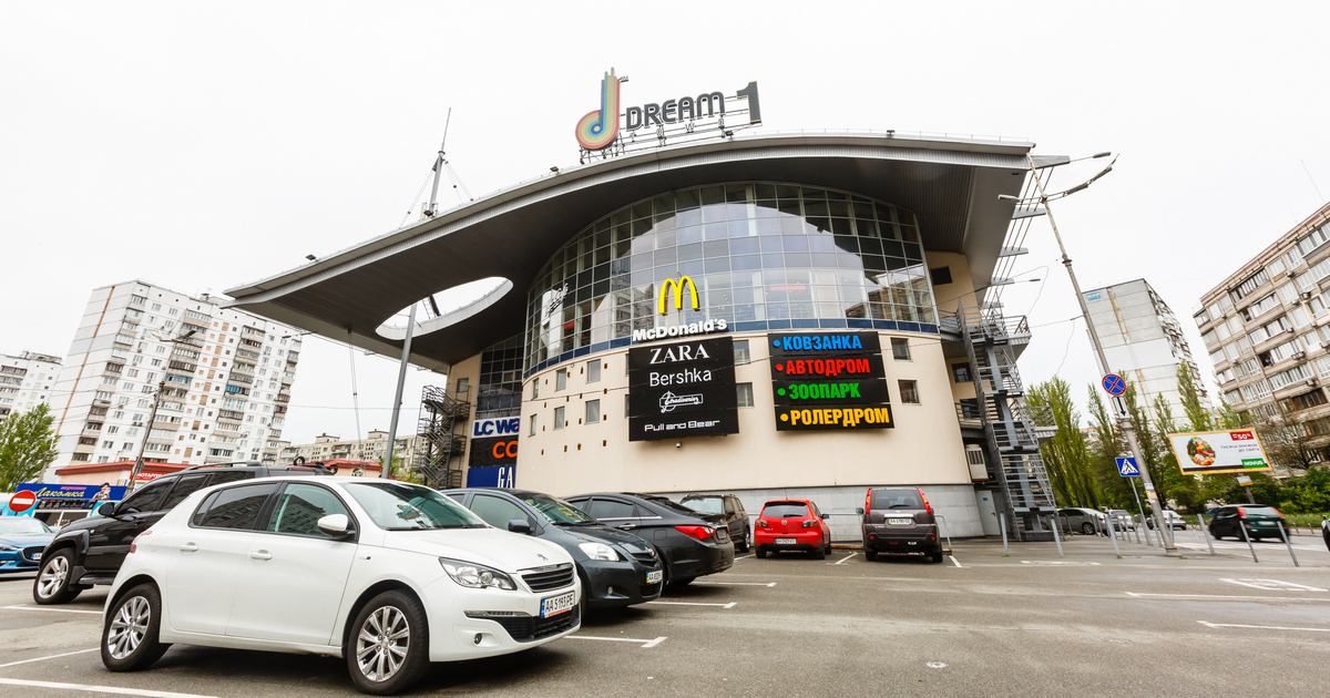 ТРЦ Dream Town після карантину: нові об’єкти SportLife, галерея Деко, H&M та інші