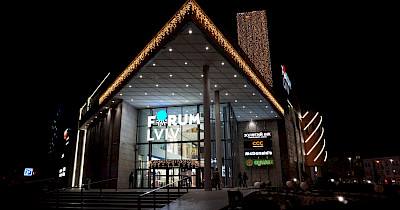 Восход черной Луны: второе ЧП за неделю с самыми популярными ТРЦ Украины – пожар в Forum Lviv (+видео)